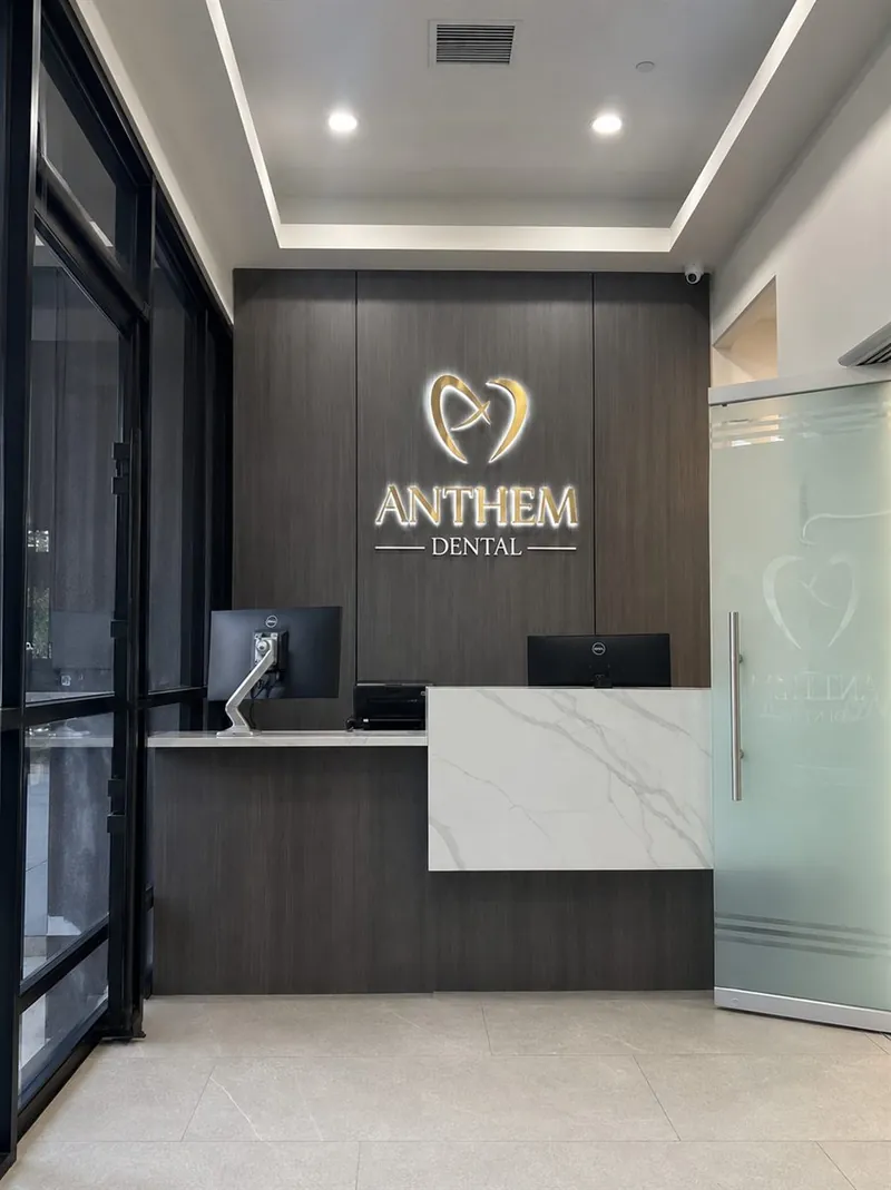 Recepción y sala de espera de Anthem Dental Menifee